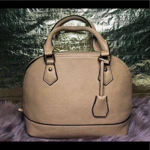 Tan Colored Purse 👜